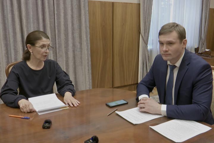 Валентин Коновалов и Татьяна Раменская ответили на важные для жителей Хакасии вопросы